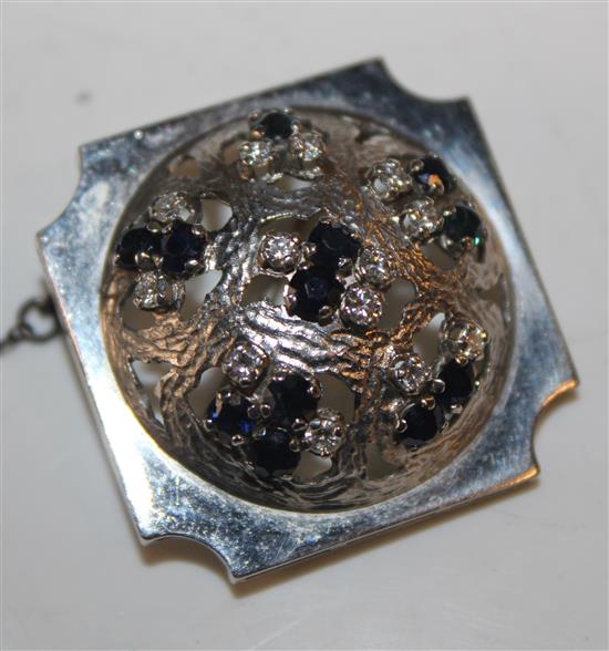 Platimum, diamond and sapphire square brooch